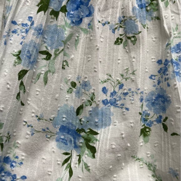 Women’s white and blue floral peasant boho tiered ruffle pull on skirt. Medium - Picture 15 of 15